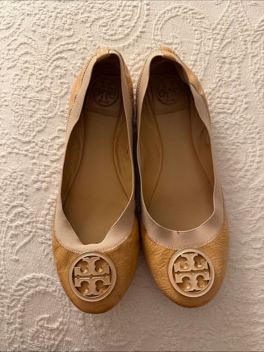 Tory Burch Beige Tan Leather Logo Round-Toe Flats